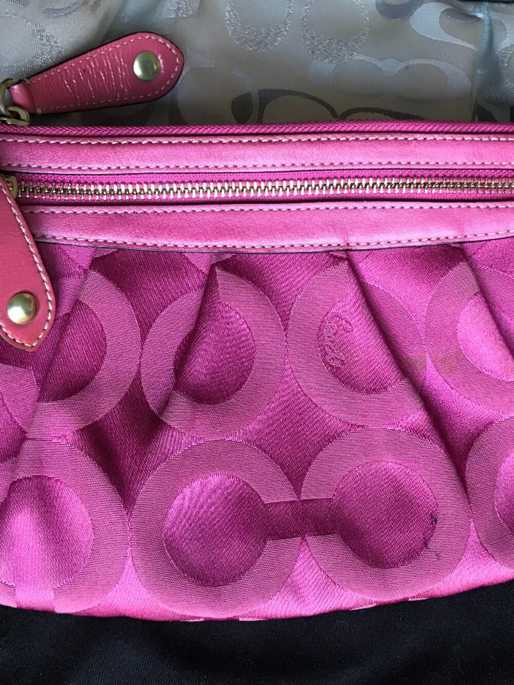 Vintage Coach Rehab Project Bag, Pink Madison Op Art Bag, signature "C" pattern - Picture 3 of 16